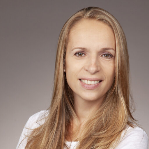 Dr. Angelika Terburch
