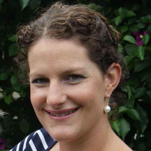 Lucy LEWIS, Professor (Associate), PhD, Flinders University, Adelaide, Department of Physiotherapy