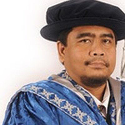 Muhammad Fuad Othman  PhD in Politics University of Hull 