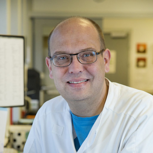 Dr. Claus Bertelsen