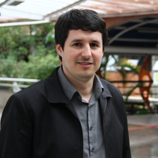 Alexandre Brito Esquadrias