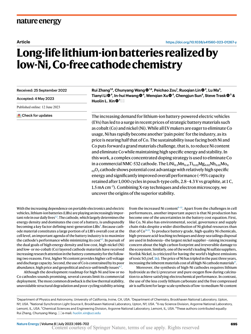 Long life lithium ion batteries realized by low Ni Co free